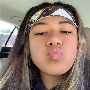 Meet your Posher, Seven